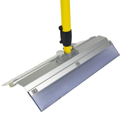 Universal squeegee